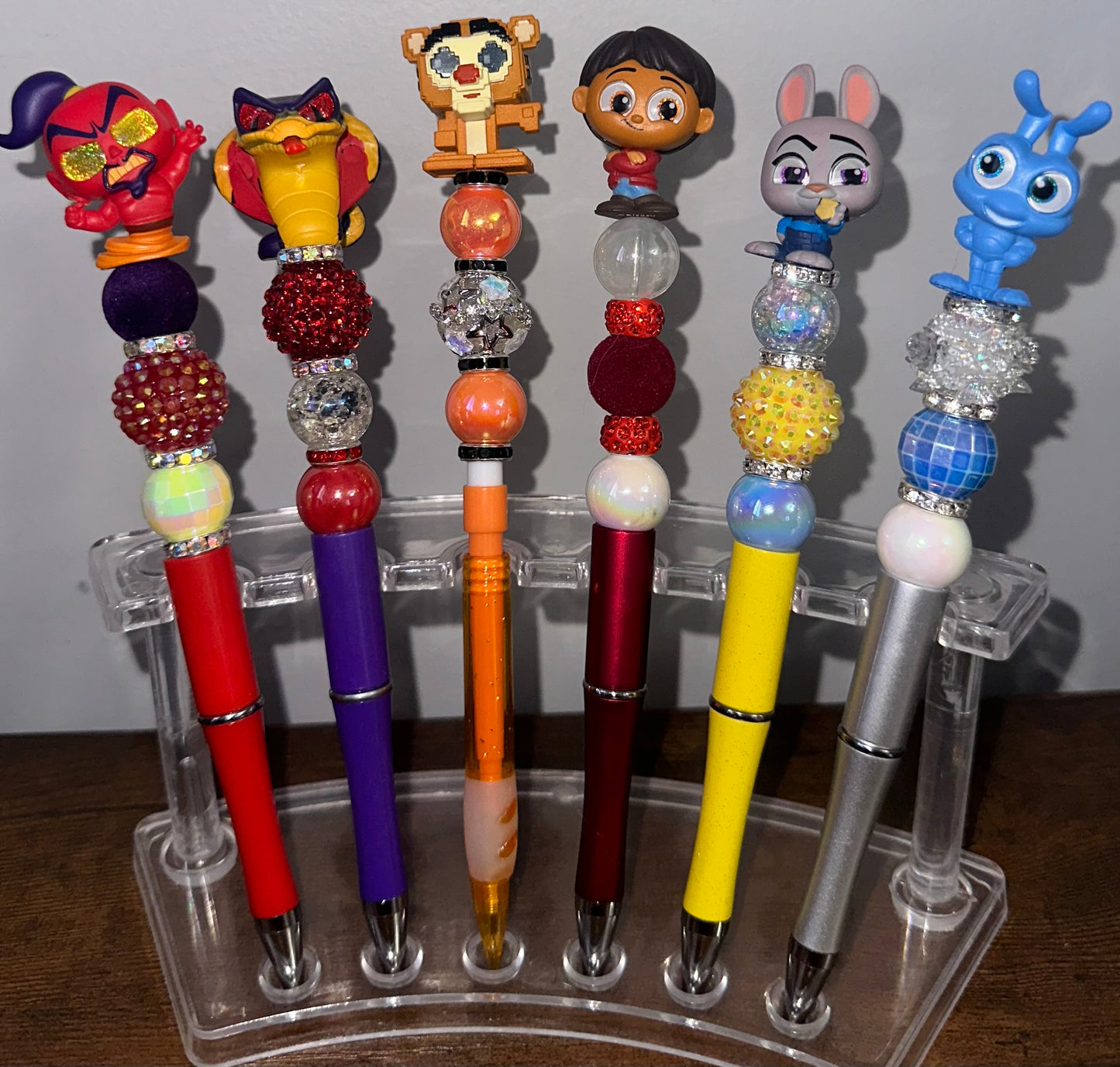 Doorables pen PICK!!(1 PEN)✨
